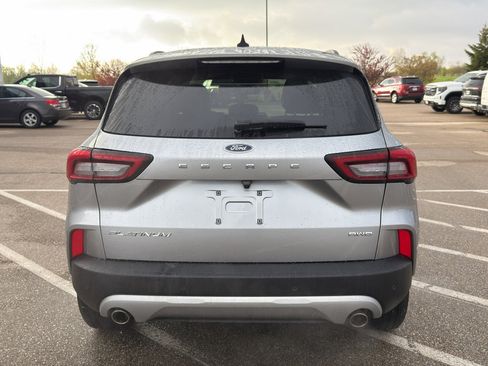 Used 2024 Ford Escape Platinum AWD/4WD image 4