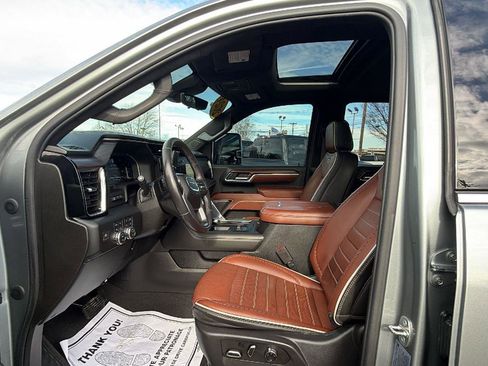 Used 2024 GMC Sierra 2500 Denali Ultimate w/ Snow Plow Prep/Camper Package image 20