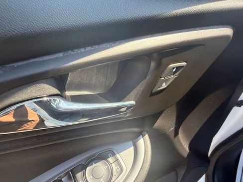 Used 2024 Chevrolet Malibu LT FWD image 13