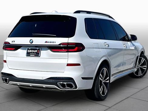 Used 2025 BMW X7 M60i AWD/4WD image 11