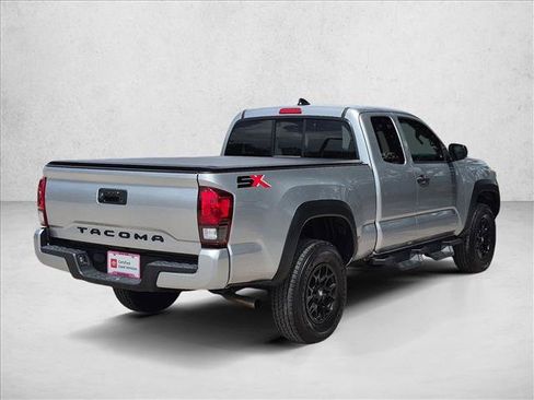 Used 2022 Toyota Tacoma SR w/ SX Package RWD image 5
