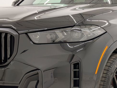 New 2026 BMW X5 xDrive40i w/ M Sport Package image 11