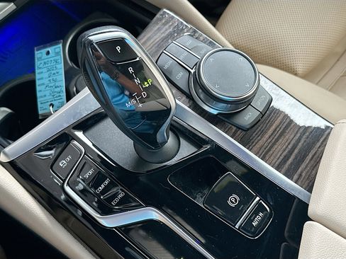 Certified 2023 BMW 530i w/ Convenience Package RWD image 16