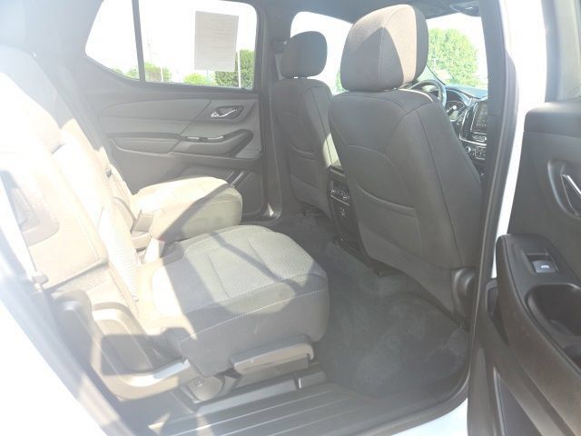 Used 2023 Chevrolet Traverse LT FWD image 57
