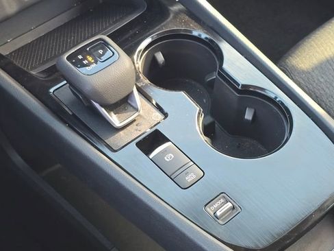 Certified 2026 Nissan Rogue SV FWD image 21