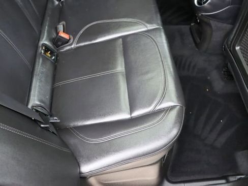 Used 2019 Alfa Romeo Stelvio image 15