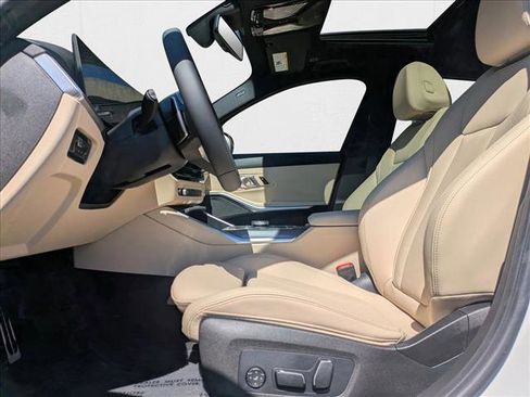 Used 2025 BMW 330i xDrive Sedan w/ M Sport Package image 4