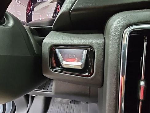 New 2026 GMC Yukon Denali w/ Sun & Power Step Package image 22