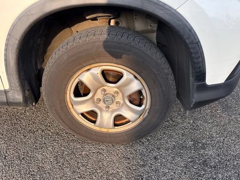 Used 2014 Honda CR-V LX image 2