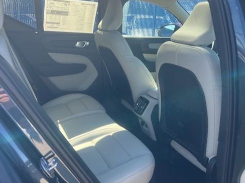 New 2026 Volvo XC40 B5 Ultra w/ Climate Package image 24