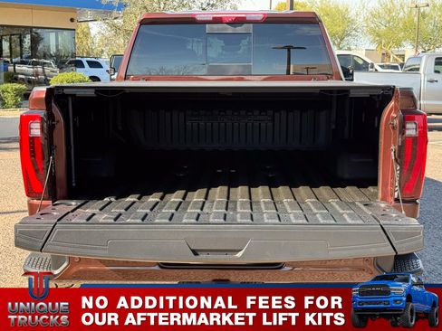 Used 2024 GMC Sierra 2500 Denali Ultimate image 7