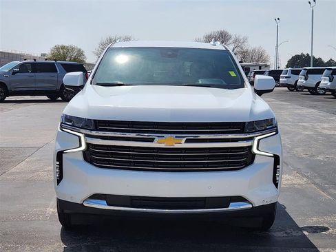 Used 2023 Chevrolet Tahoe LT image 3