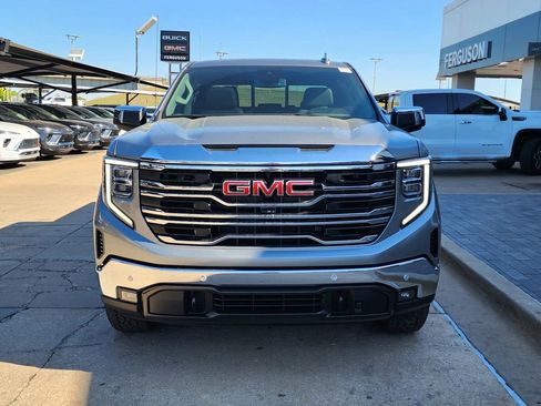 New 2026 GMC Sierra 1500 SLT w/ SLT Premium Plus Package AWD/4WD image 9