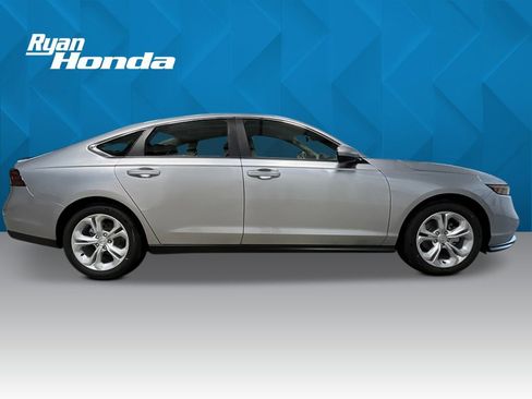 New 2026 Honda Accord LX image 7