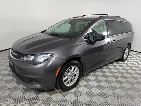 Used 2021 Chrysler Voyager Lxi FWD image 9