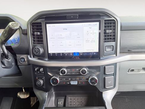 Used 2025 Ford F150 XLT w/ Equipment Group 302A MID AWD/4WD image 11