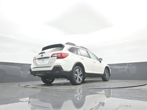 Used 2018 Subaru Outback 2.5i Premium image 31