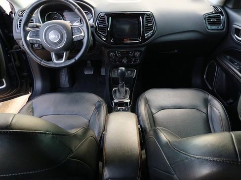 Used 2018 Jeep Compass Limited w/ Navigation Group image 11