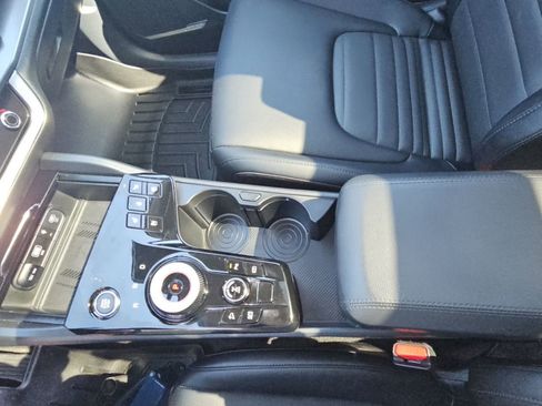 Used 2025 Kia Sportage SX Prestige AWD/4WD image 20