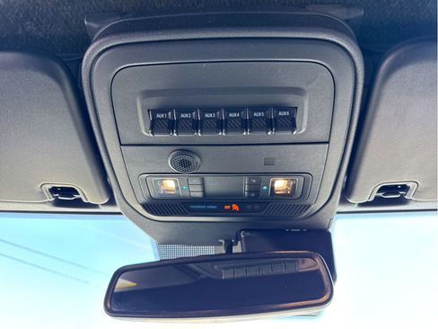 Used 2023 Ford Bronco Wildtrak image 23