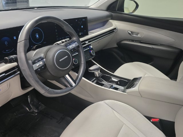 Used 2025 Hyundai Tucson SEL FWD image 23
