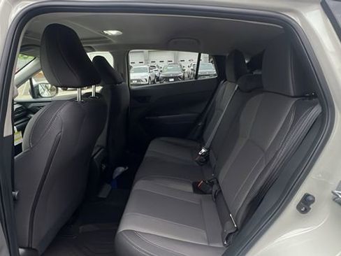 Used 2025 Subaru Crosstrek 2.0i Premium AWD/4WD image 26