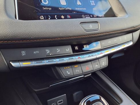 Certified 2023 Cadillac XT4 Sport w/ Cold Weather Package AWD/4WD image 21