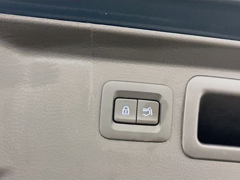 Used 2025 MAZDA CX-50 AWD 2.5 S w/ Premium Package image 32