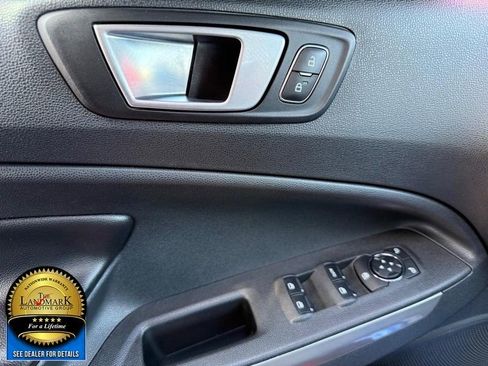 Used 2021 Ford EcoSport Titanium image 8