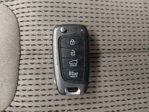 Used 2023 Hyundai Santa Fe SE FWD image 32