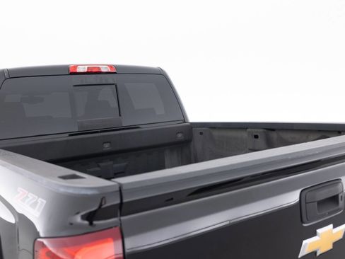 Used 2017 Chevrolet Silverado 1500 LTZ Z71 w/ LTZ Plus Package image 44