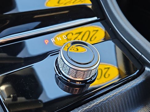 Used 2025 Jeep Grand Cherokee Laredo X image 27