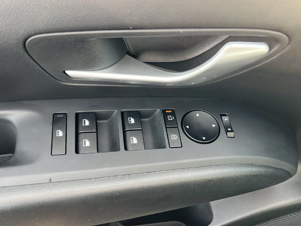 Used 2026 Hyundai Santa Cruz SEL FWD image 10
