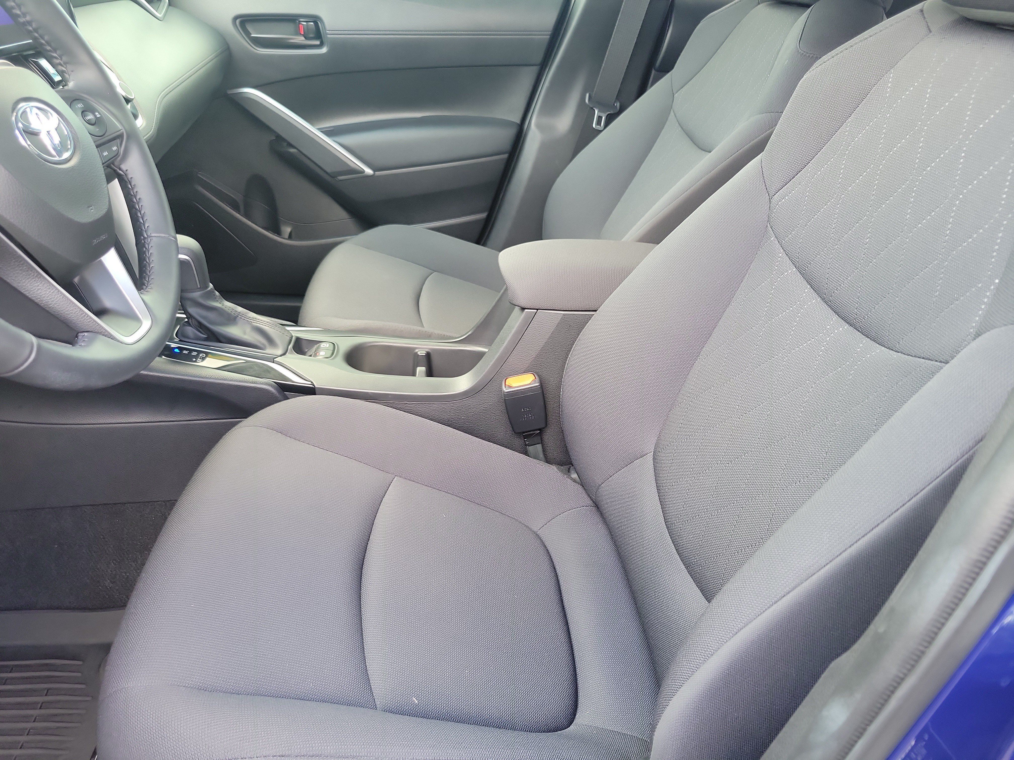 Used 2023 Toyota Corolla Cross LE FWD image 18