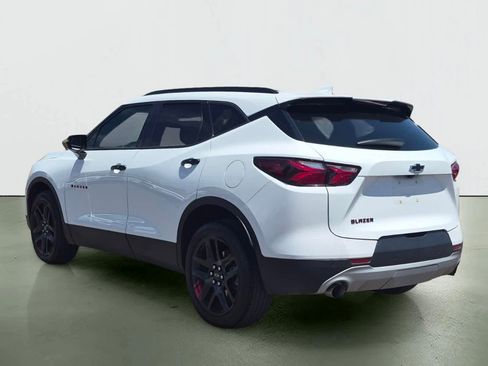 Used 2022 Chevrolet Blazer LT w/ Redline Edition FWD image 3