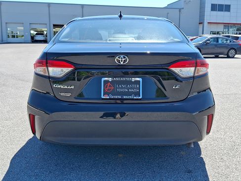 Used 2025 Toyota Corolla LE FWD image 6