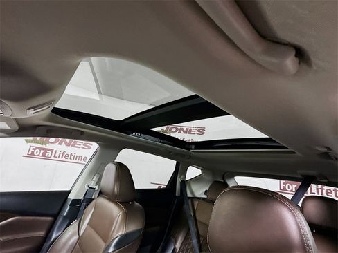 Certified 2023 Nissan Murano Platinum w/ Cargo Package image 12