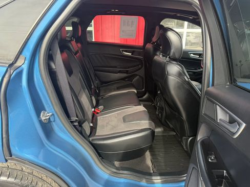 Used 2019 Ford Edge ST w/ Equipment Group 401A AWD/4WD image 16