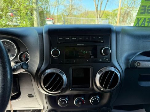 Used 2011 Jeep Wrangler Sport image 26