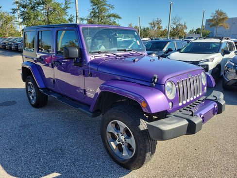 Used 2017 Jeep Wrangler Unlimited Sahara w/ Connectivity Group image 3