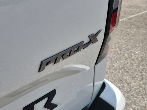 Certified 2022 Nissan Frontier Pro-X RWD image 7
