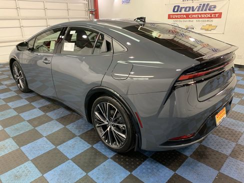 New 2026 Toyota Prius XLE image 3