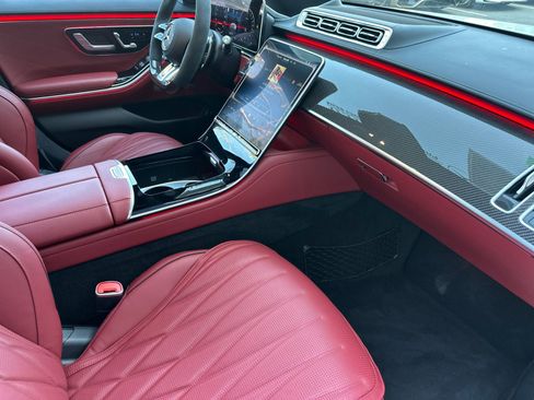 Used 2024 Mercedes-Benz S 63 AMG S image 17