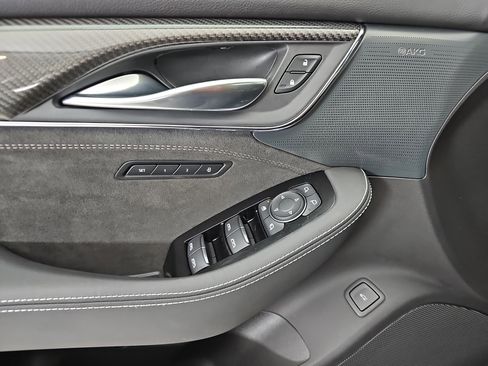 Used 2023 Cadillac CT5 V Blackwing w/ LPO, Bronce Accent Package image 13