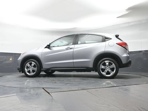 Used 2018 Honda HR-V LX image 29