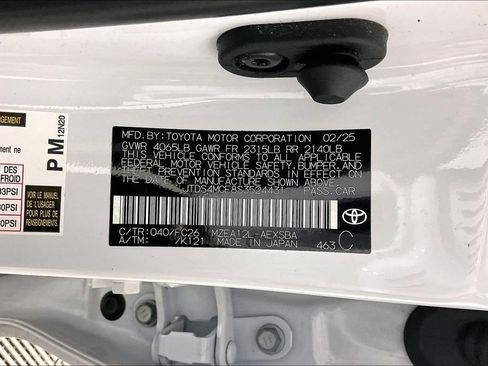 Used 2025 Toyota Corolla SE FWD image 33