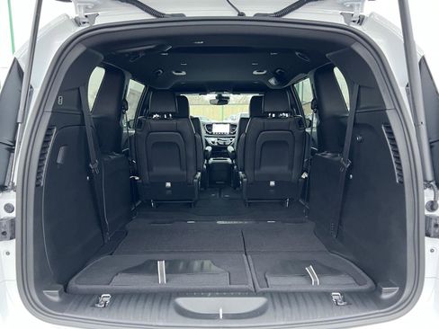 New 2026 Chrysler Pacifica Select image 44
