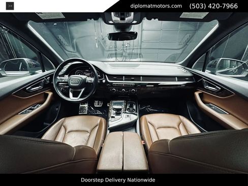 Used 2017 Audi Q7 3.0T Premium Plus w/ Premium Plus Package AWD/4WD image 33