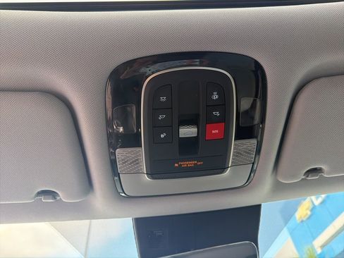 Used 2023 Hyundai Palisade SEL AWD/4WD image 24