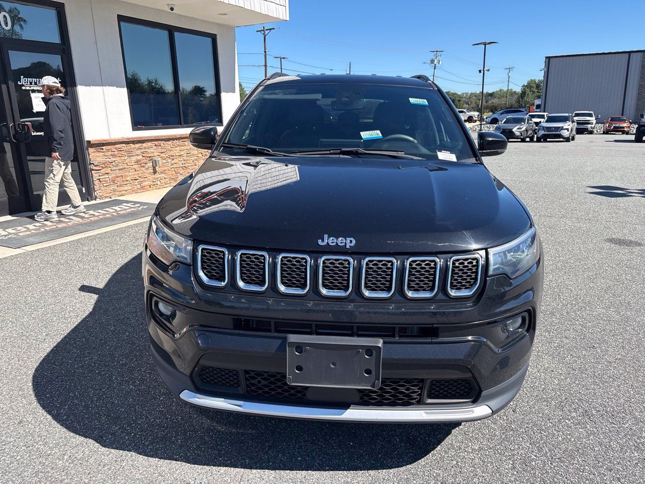 Used 2023 Jeep Compass Limited AWD/4WD image 12
